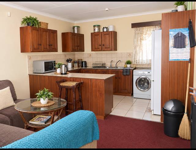 4 BEDROOM FREEHOLD FOR SALE IN DALPARK